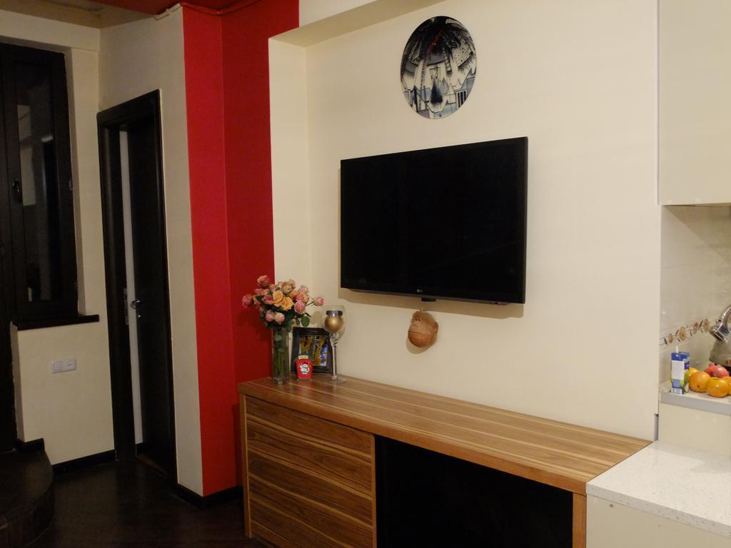 Yerevan Center Apartment 5A Bagian luar foto