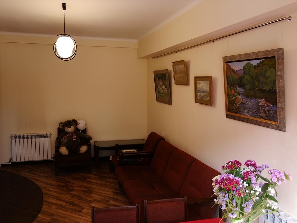 Yerevan Center Apartment 5A Bagian luar foto